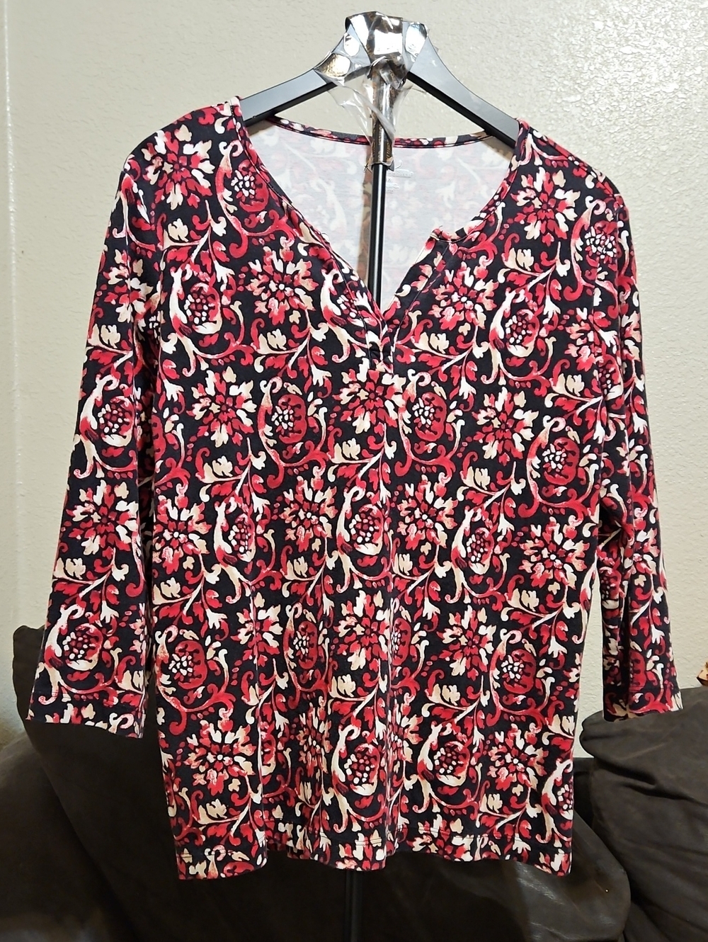 Kim Rogers Black Long Sleeve Floral V-Neck Top with Red and Cream Pattern